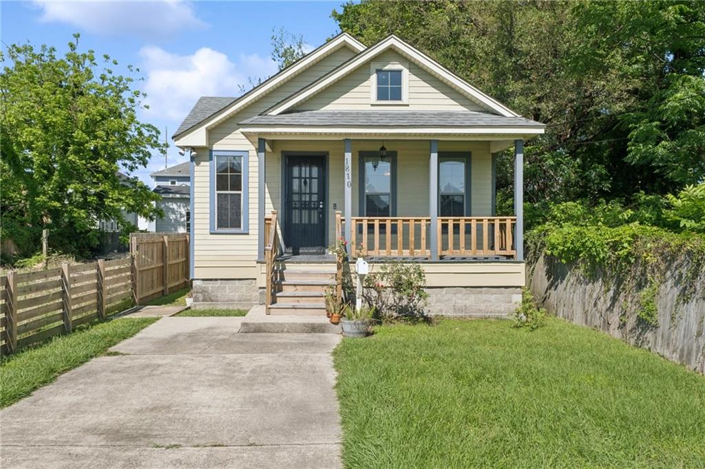1810 OLD ST BERNARD Street