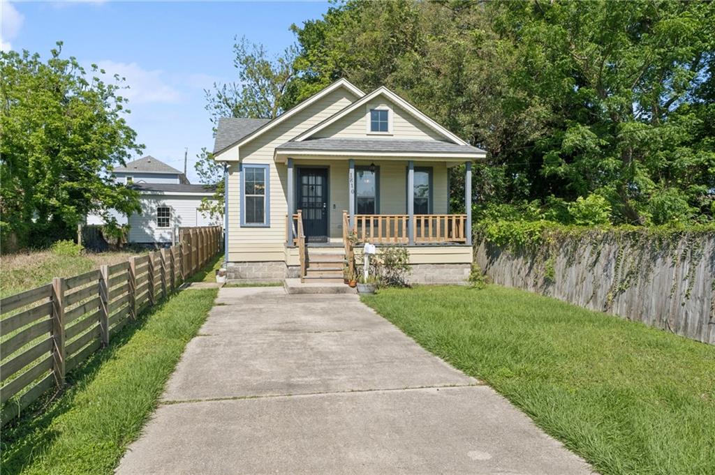 1810 OLD ST BERNARD Street