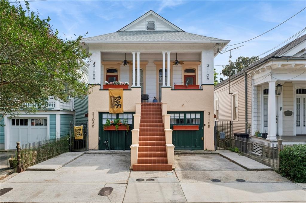 3110 DESOTO Street B