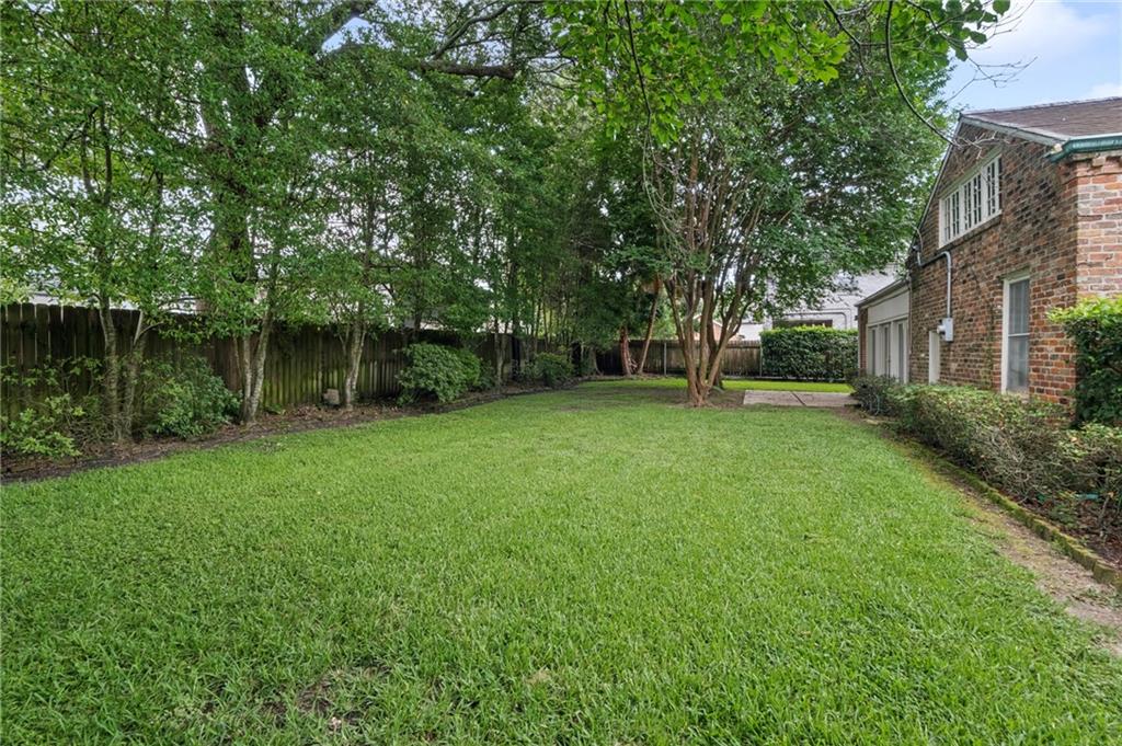 141 HOMESTEAD Avenue