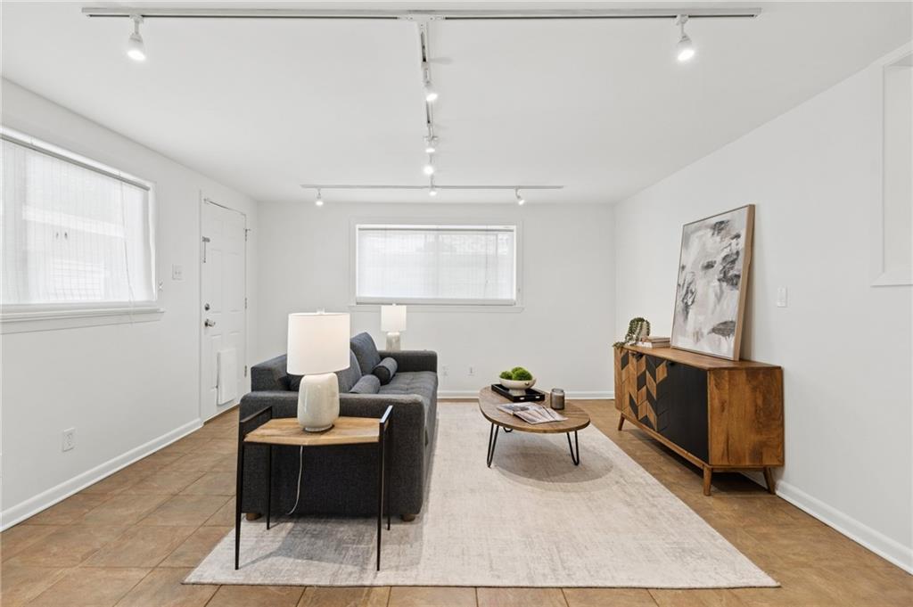 3529 CLIFFORD Drive