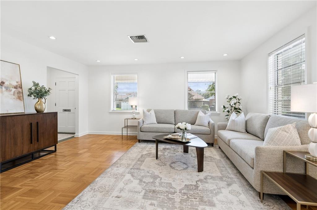 3529 CLIFFORD Drive