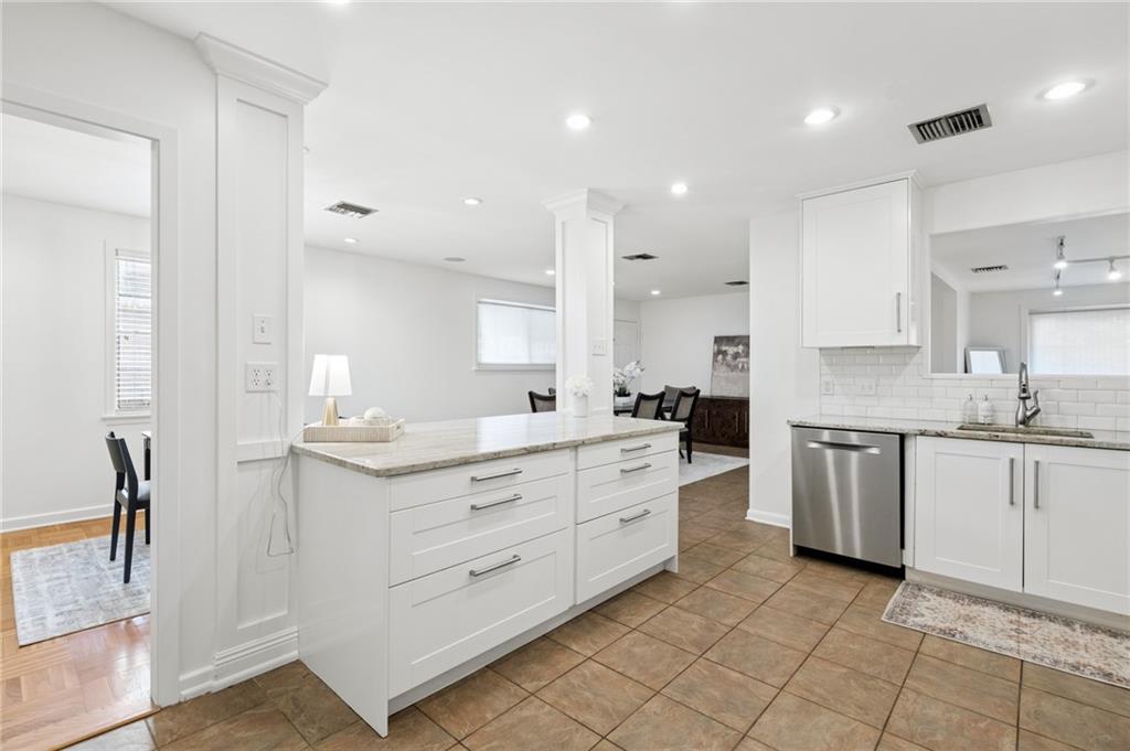 3529 CLIFFORD Drive