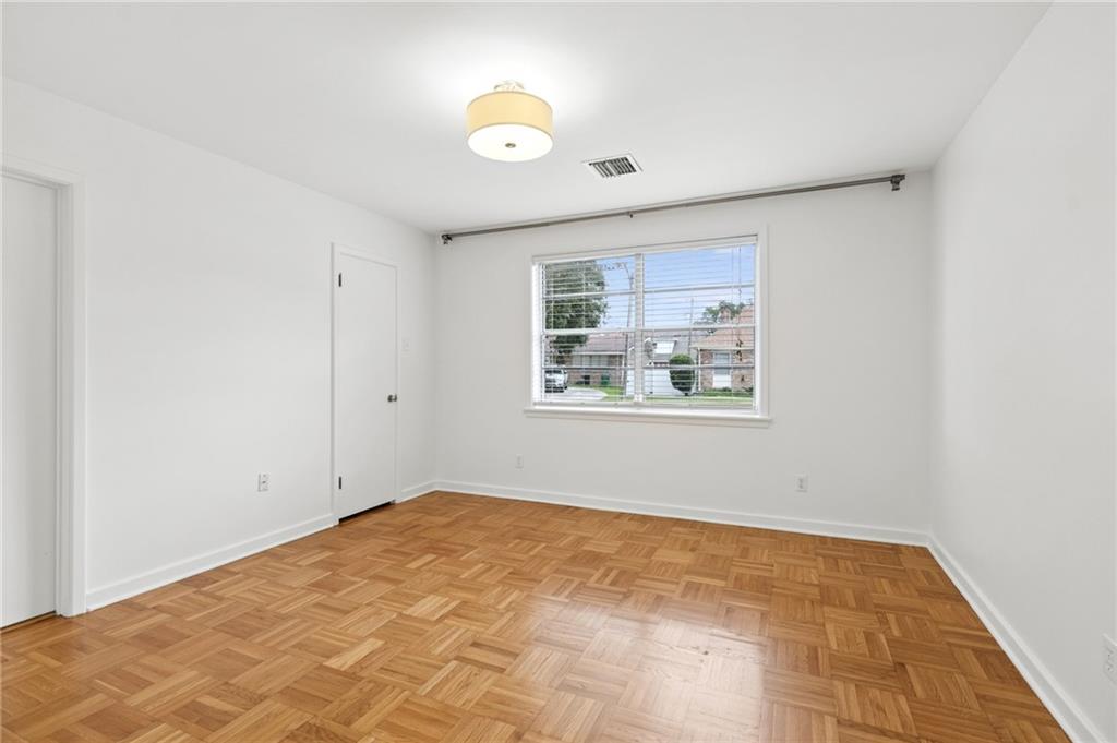 3529 CLIFFORD Drive