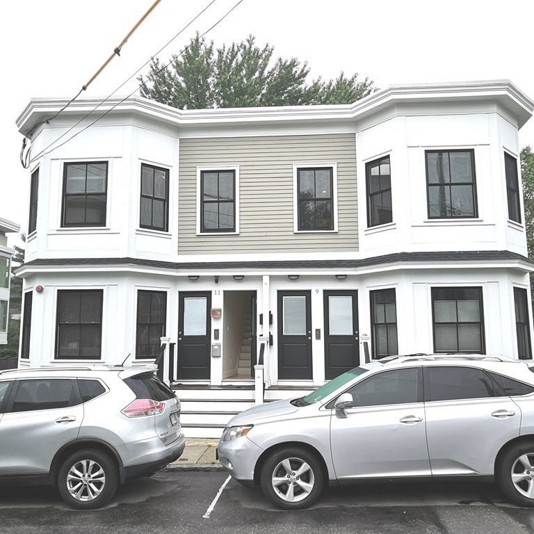 11 Sheridan St # 2