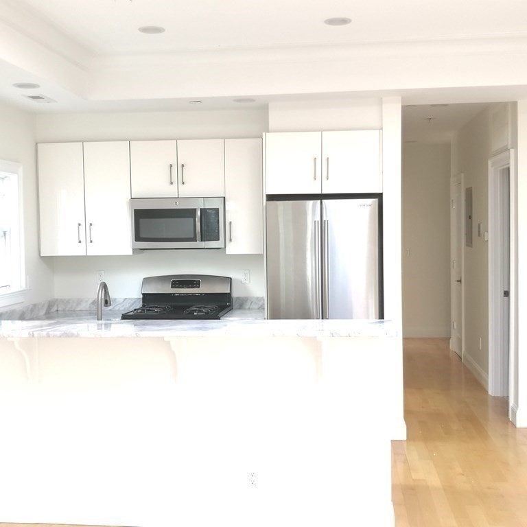 11 Sheridan St # 2