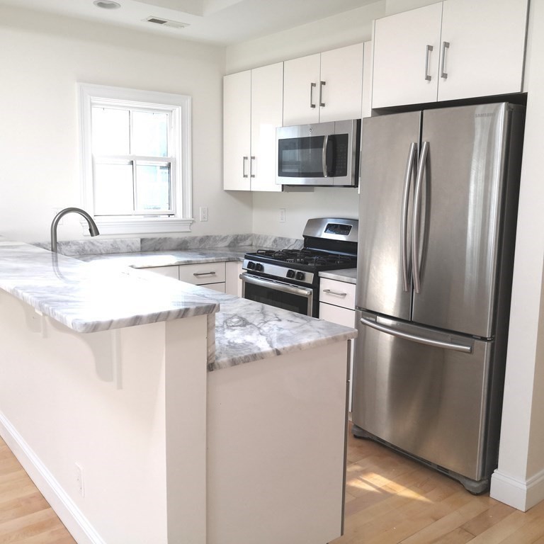 11 Sheridan St # 2