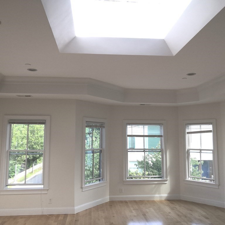 11 Sheridan St # 2