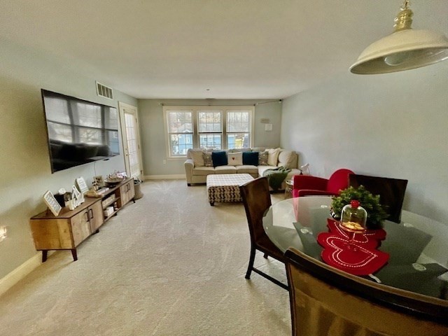1 Millbrook Ln # 202