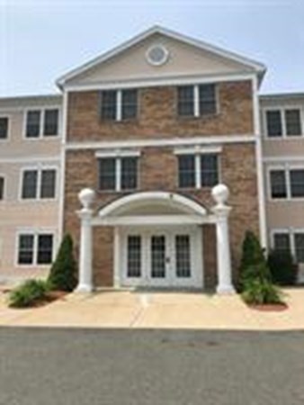 1 Millbrook Ln # 202