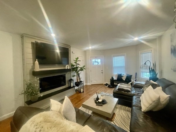 193 Sheridan Ave # 1