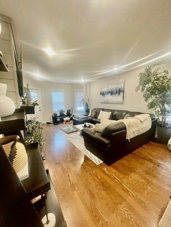 193 Sheridan Ave # 1