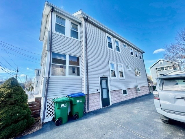 76/78 Golden Ave