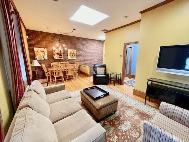 32 Chestnut St # 3