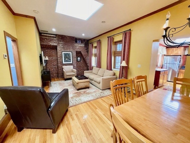 32 Chestnut St # 3