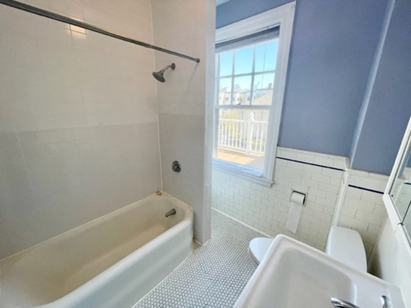 2 Wyman Ct # 2