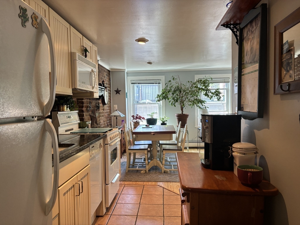 26 Unity Street # 4