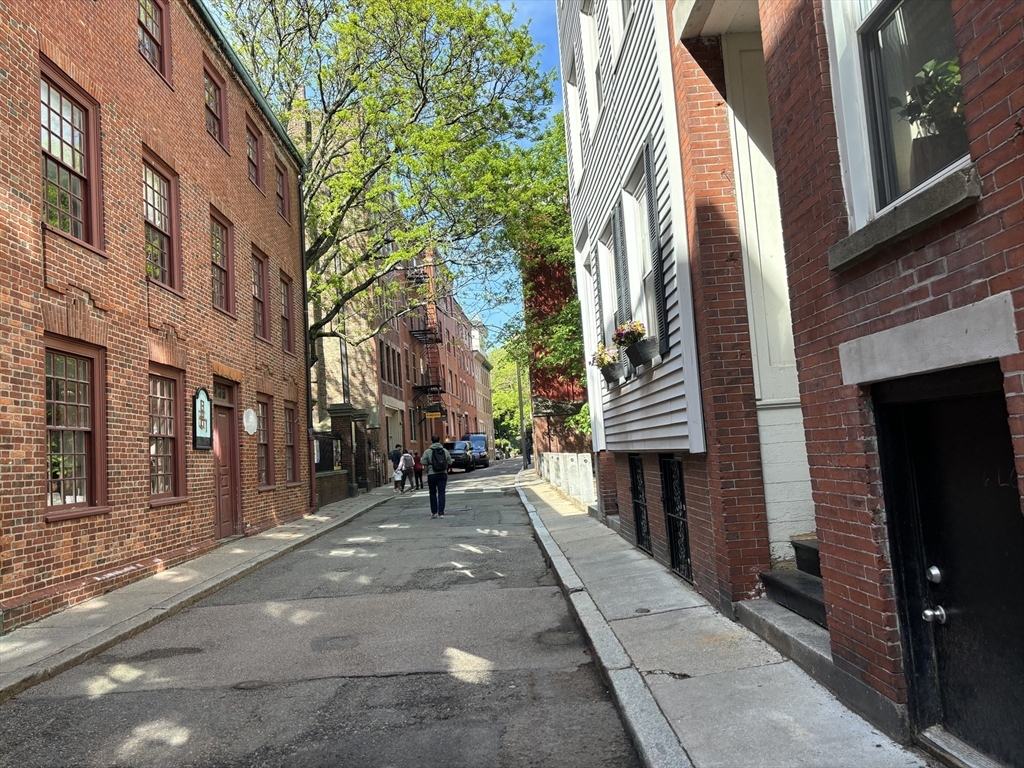 26 Unity Street # 4