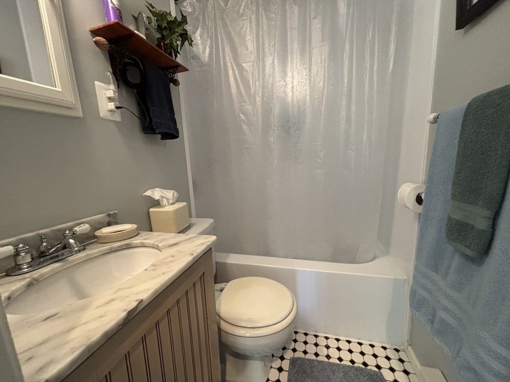 26 Unity Street # 4
