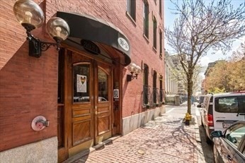 30 E Concord # 18