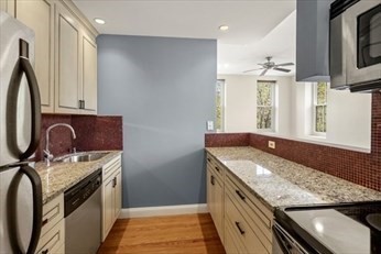 30 E Concord # 18