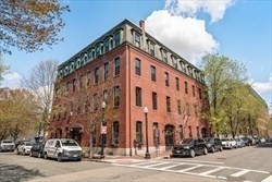 30 E Concord # 18