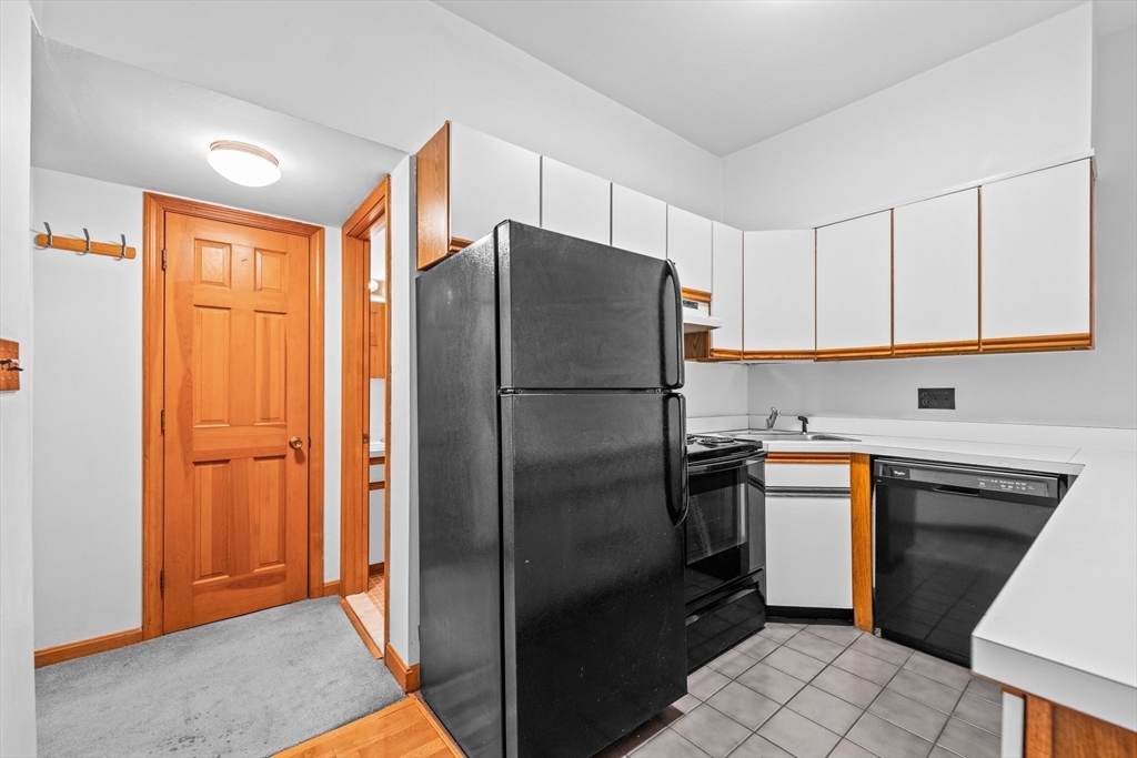 30 Clark St # 1 Unit: 2-1