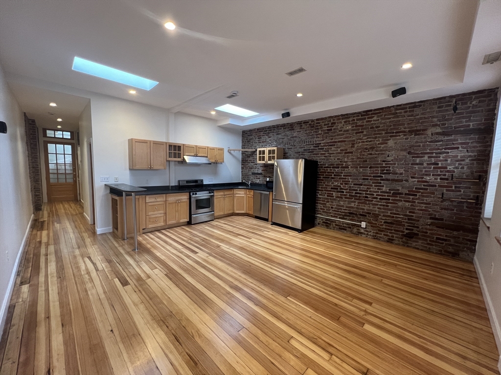 2 Prince St # 4