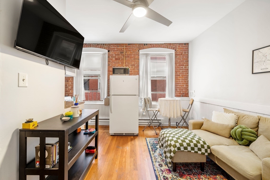 11 Unity St # 3