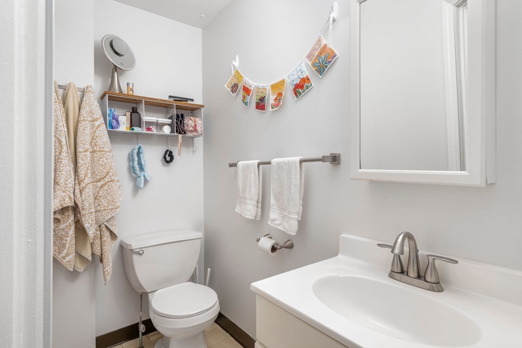 11 Unity St # 3