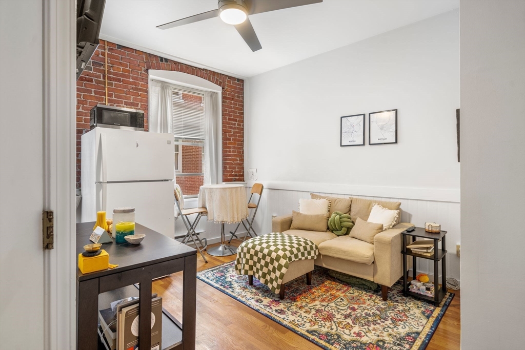 11 Unity St # 3