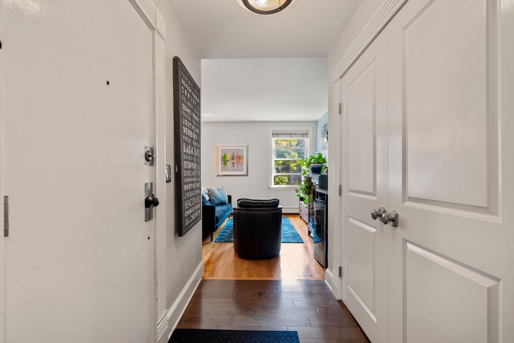 342 Commercial St # 6