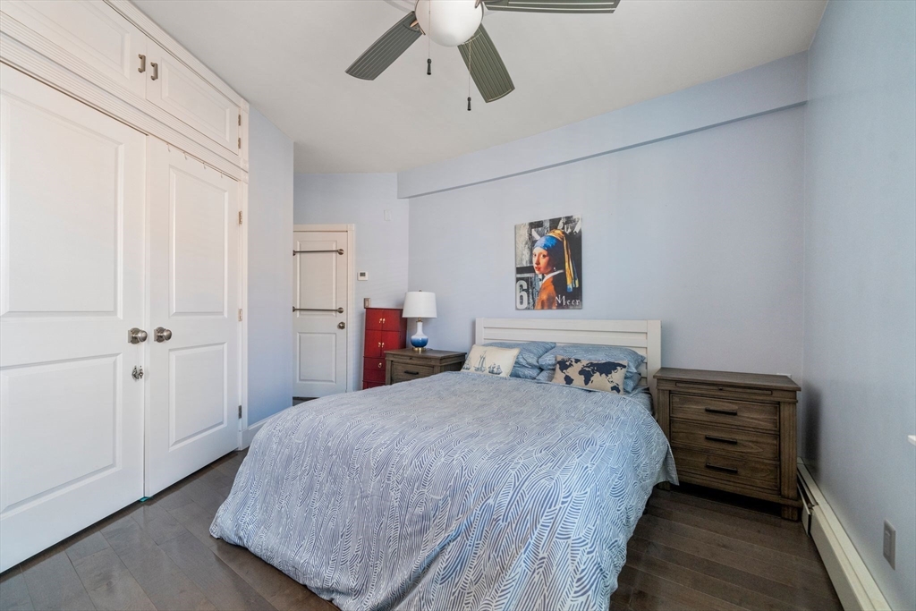 342 Commercial St # 6