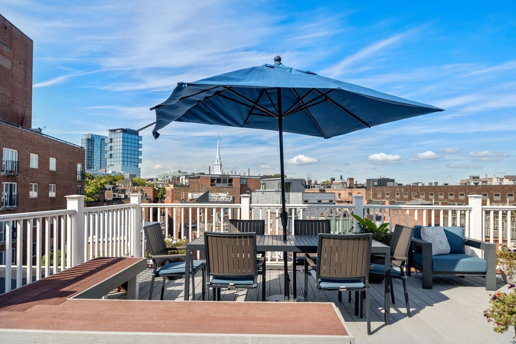 342 Commercial St # 6