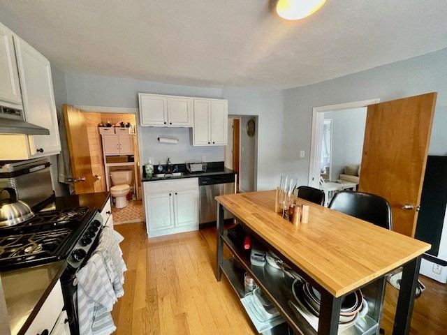 356 Hanover St # 4
