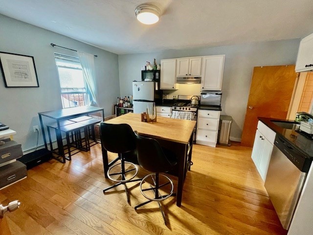 356 Hanover St # 4