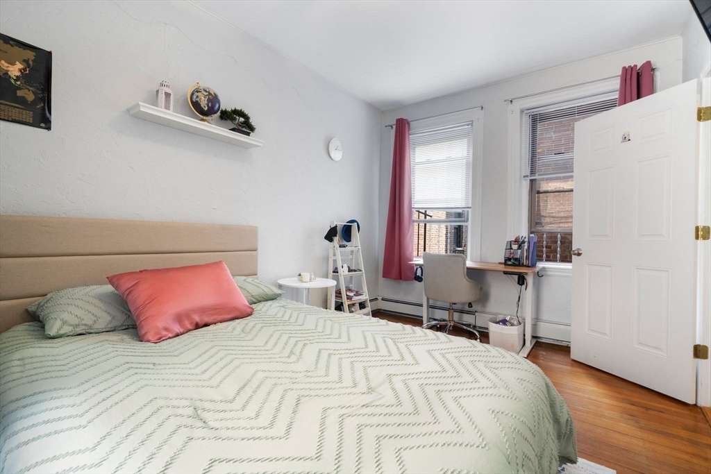 163 Endicott St # 3