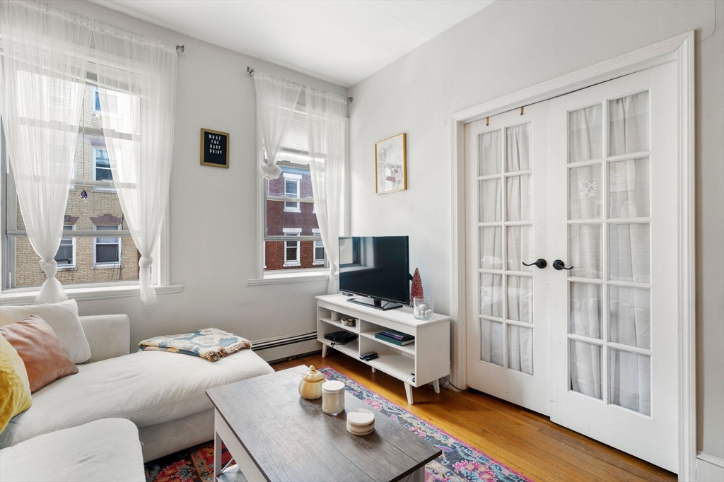 163 Endicott St # 3
