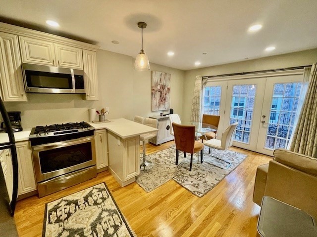 17R Clark St # 4