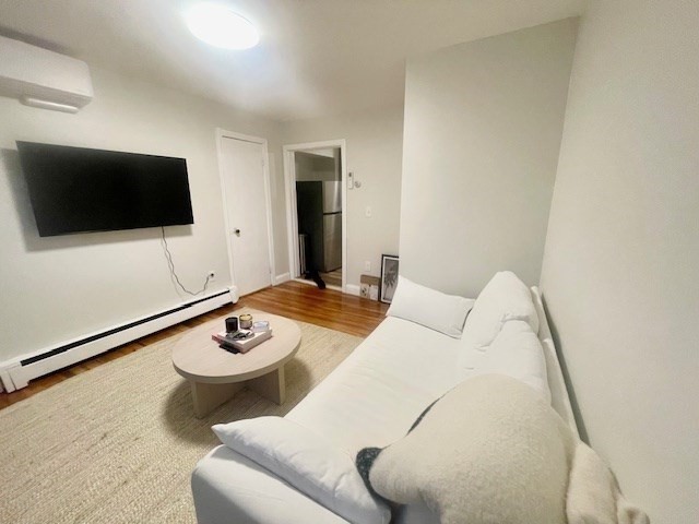 203 Salem St # 3