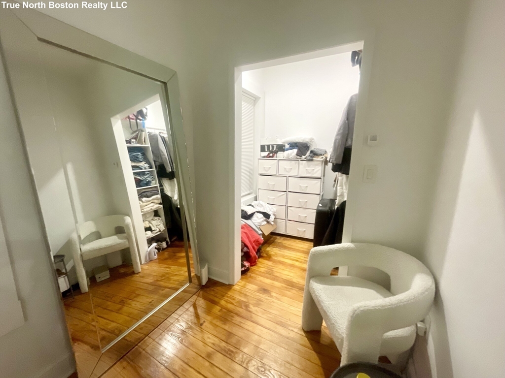 206 Hanover St # 1