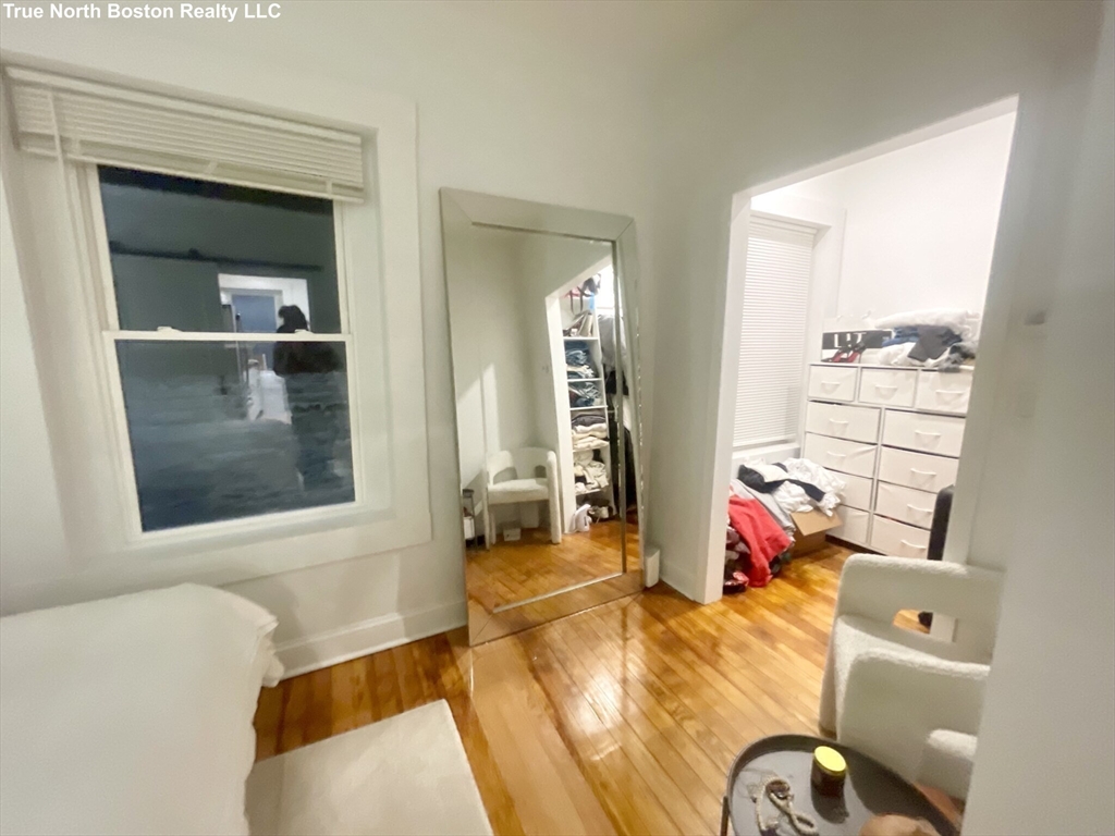 206 Hanover St # 1