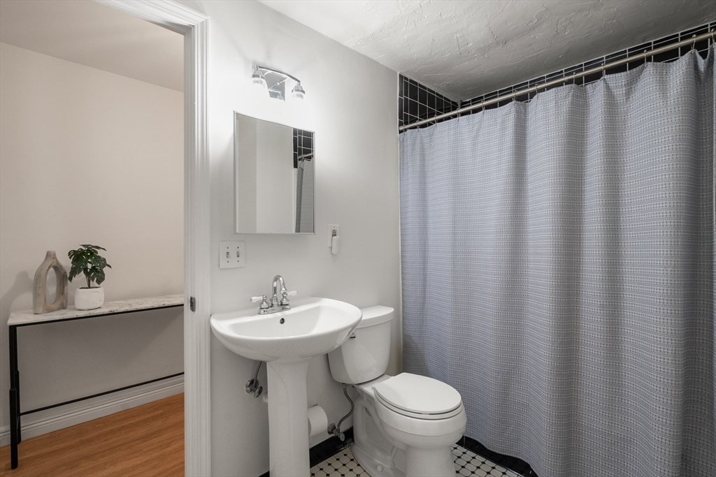 138 Prince St # 1