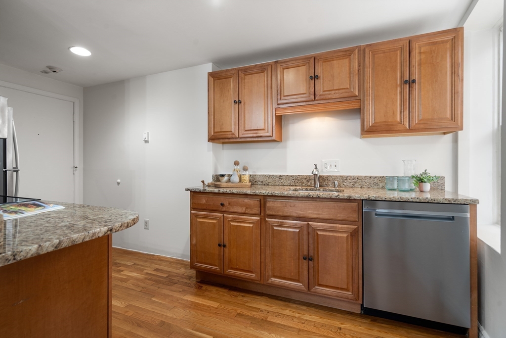 138 Prince St # 1