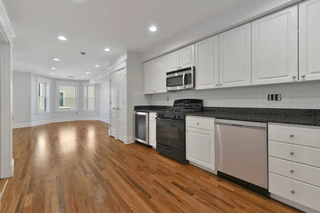 12 Tuckerman St # 1
