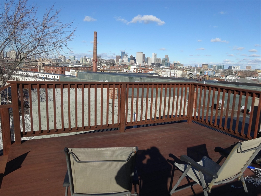 12 Tuckerman St # 1