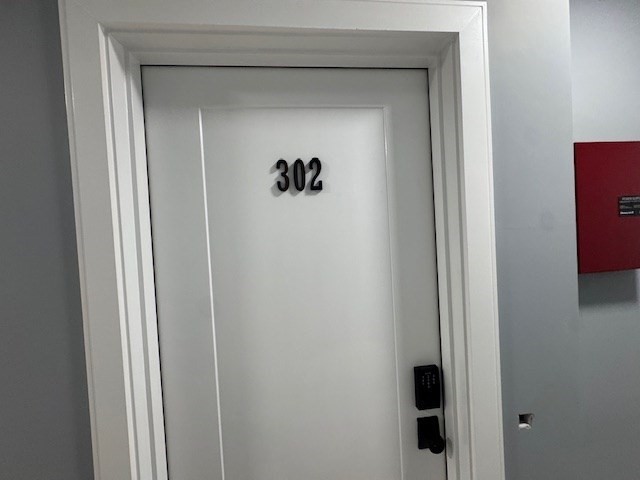 332 Victory Road # 302