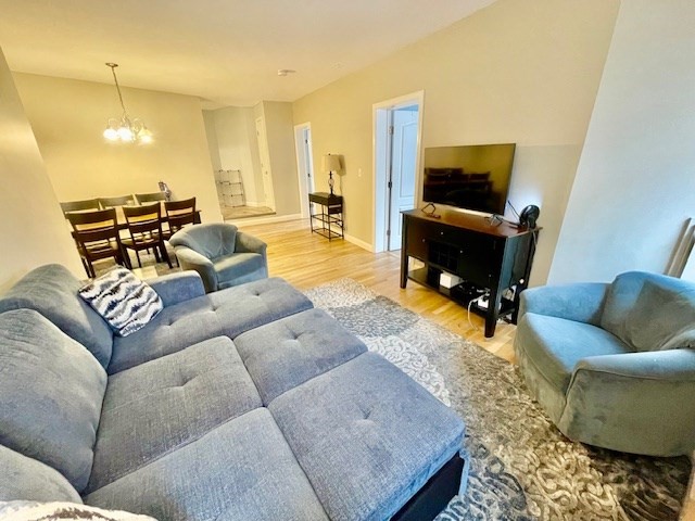 19 Wiget Street # 404