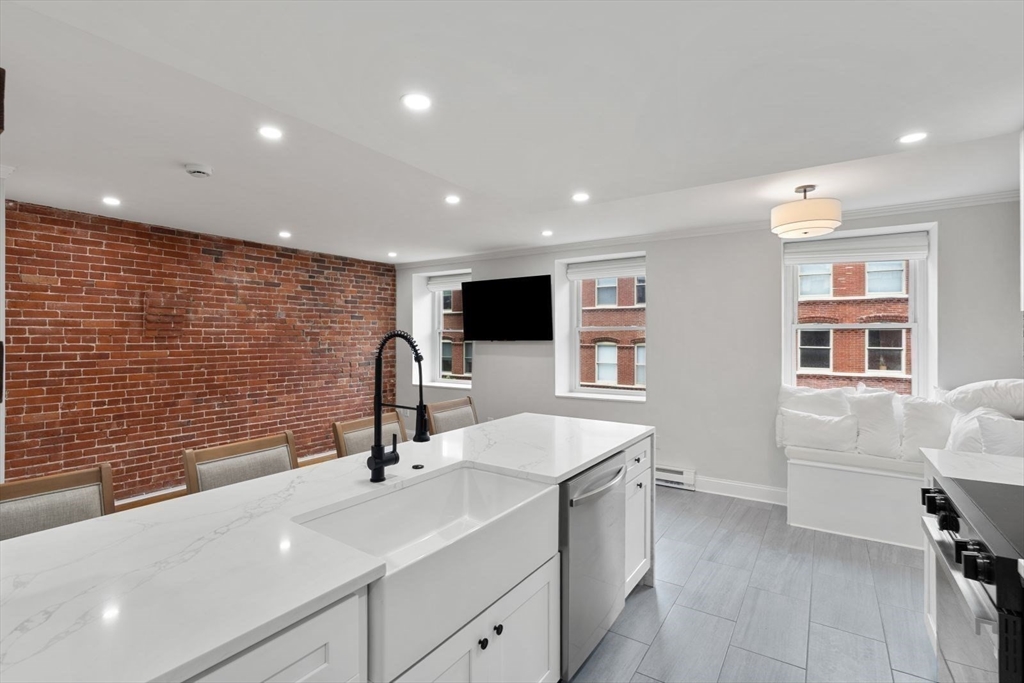 117 Fulton Street # 4