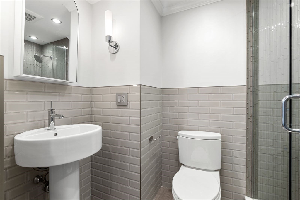 117 Fulton Street # 4